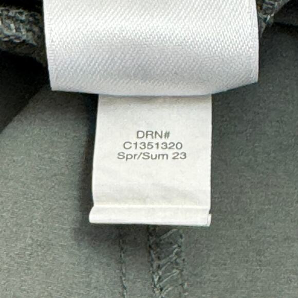 EDDIE BAUER Women’s Size 16 Green Cargo Shorts Outdoor Trail Casual Comfy - Picture 7 of 10